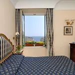 فندق مبيت وإفطار Del Duca 3*