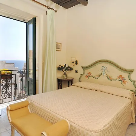 Del Duca Bed and breakfast 3*